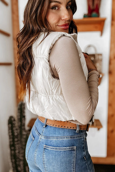Stylish Women's White Plaid Zip-Up Puffer Vest - Cozy Layer for Fall & Winter Fashion, Perfect for Layering