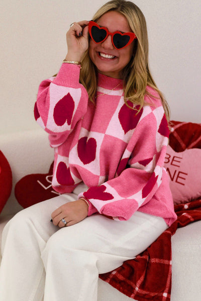 Cozy Women's Pink Heart Checkered Sweater - Cute Crew Neck for Valentine‚Äôs Day and Romantic Outings