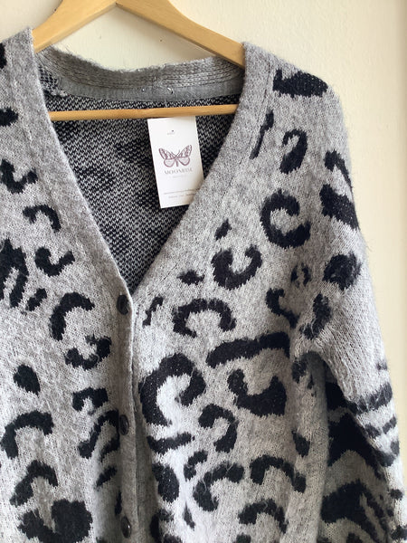 Grey Leopard Print Knit Cardigan