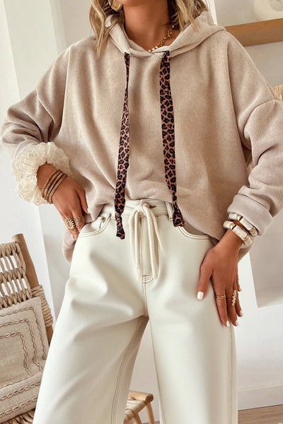 Women's Cozy Lace & Leopard Print Hoodie - Parchment Thermal, Relaxed Fit for Casual Style and Everyday Comfort