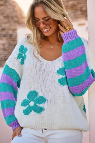 Chic Women's White Knit Sweater - Relaxed Fit, Trendy Design for Effortless Comfort and Everyday Style