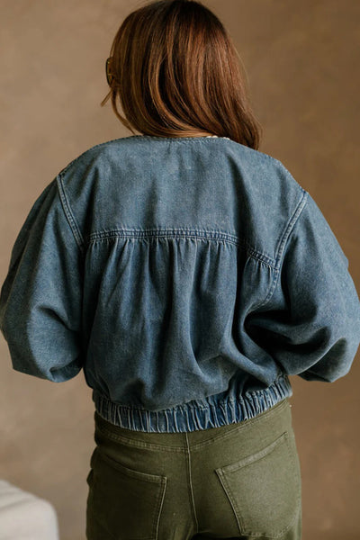 Stylish Women's Real Teal Denim Jacket with Pleated Seams, Round Neck, and Zip-Up Closure for a Chic Look