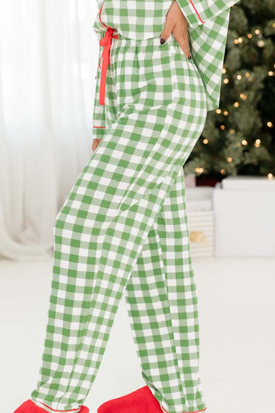 Cozy Women's Light Green Plaid Christmas Pajama Set - Relaxed Fit Shirt and Pants for Festive Holiday Comfort