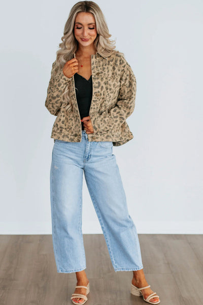 Women's Khaki Retro Leopard Print Denim Jacket with Seam Detail & Button Closure - Stylish & Trendy Outerwear