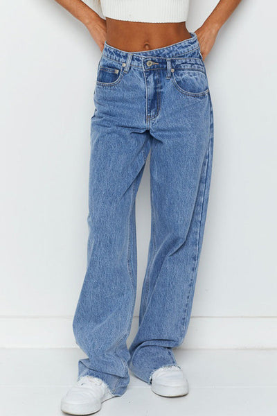 Chic Women's Classic Blue Wide Leg Jeans  Comfortable Fit for Effortless Everyday Style and Versatile Fashion
