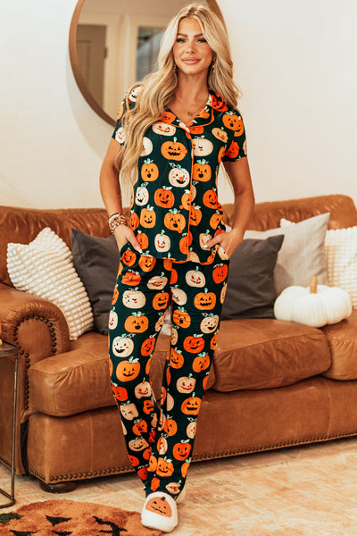 Women's Comfy Orange Halloween Print Short Sleeve Pajama Set - Stylish Sleepwear for Festive Nights and Cozy Relaxation