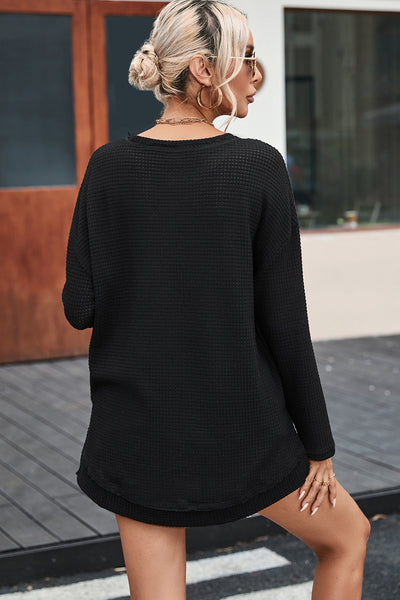 Chic Women's Black Oversized Waffle Knit Top with High Slits - Cozy and Stylish for Casual Outings and Everyday Wear