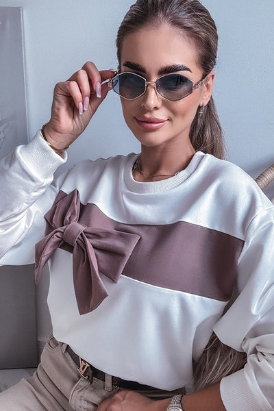 Chic Women's White Color Block Sweatshirt with Ribbon Bow Detail - Trendy Crew Neck Top for Casual Style