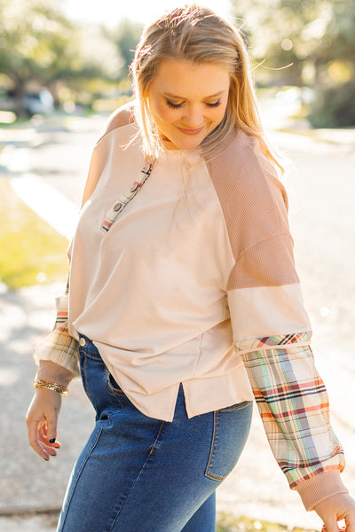 Plus Size Women's Soft Cotton Casual Henley Top - Relaxed Fit, Trendy Style for Comfortable Everyday Wear