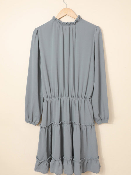 Stylish Pleated V-Neck Dress with Belt and Short Sleeves