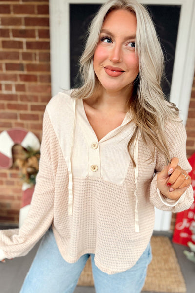 Cozy Women's Casual Hooded Long Sleeve Top in Soft Cotton Perfect for Everyday Wear and Weekend Adventures