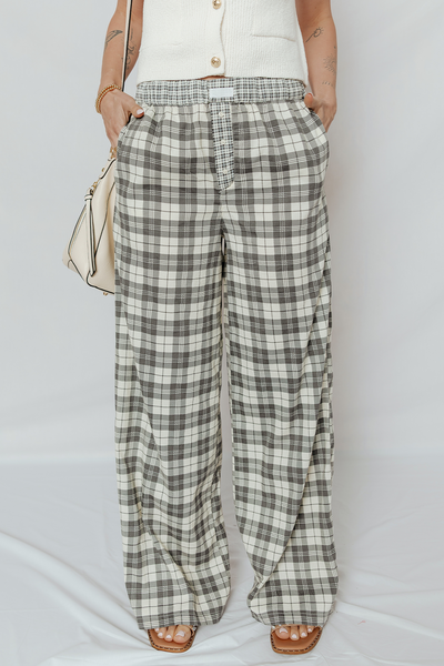 Trendy Women's Plaid Wide Leg Pants in Vibrant Colors - Flattering Fit for Chic Casual & Office Style