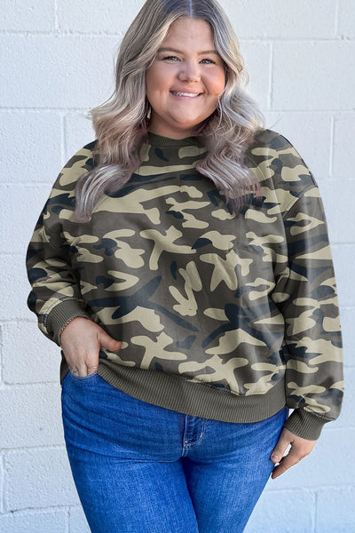 Plus Size Women's Green Camo Sweatshirt with Ribbed Trim Stylish, Comfortable Activewear for Casual Outings