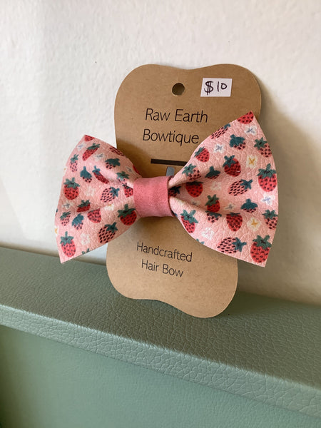 Raw Earth Bowtique Mini Strawberry Hair Bow
