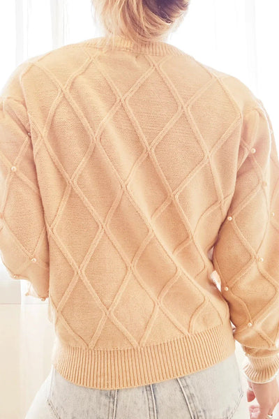 Women's Casual Banana Cream Knit Sweater with Pearl Embellishments - Stylish Rhombus Design for Comfort and Elegance