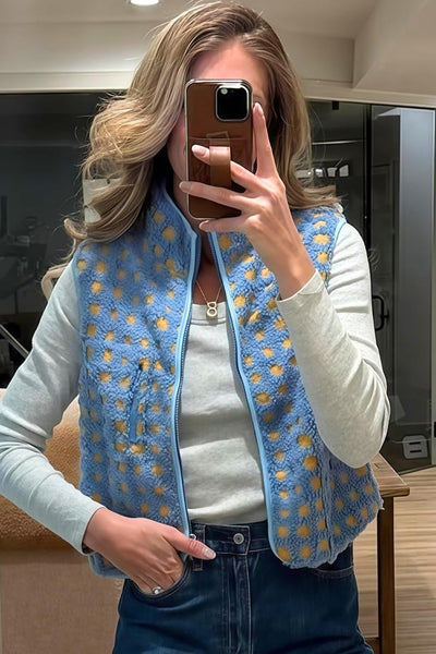 Cozy Women's Light Blue Checkered Plush Zip-Up Vest - Stylish Layer for Winter Fashion and Cold Weather Comfort