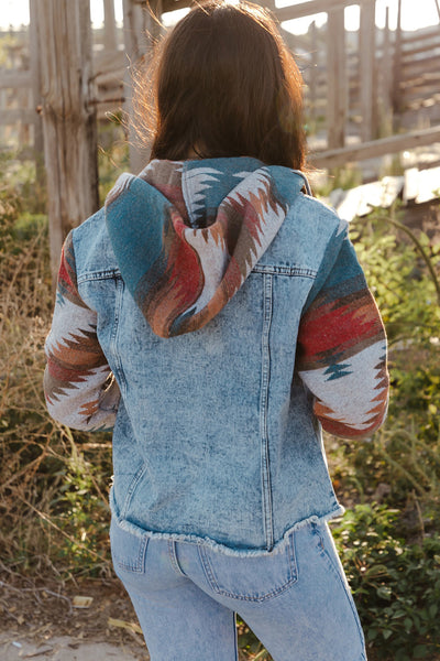 Trendy Women's Multicolor Aztec Print Denim Jacket with Frayed Hem Stylish Casual Fall Outerwear for Layering made for easy styling and wardrobe