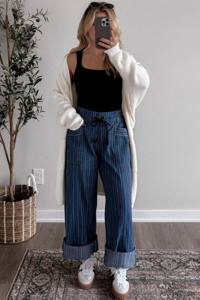 Women's Trendy High-Waisted Striped Jeans for Women - Stylish Casual Fit Denim Pants for Effortless Everyday Outfits