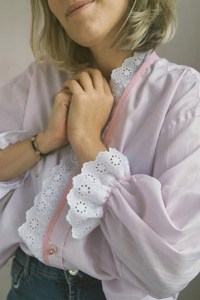 Elegant Light Pink Puff Sleeve Lace Blouse for Women - Trendy Fit for Casual & Dressy Occasions