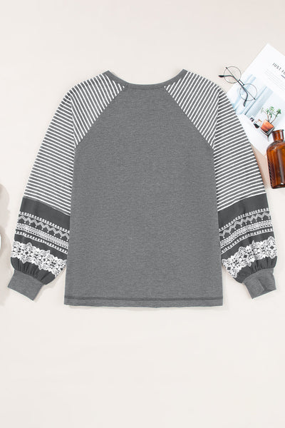 Women's Casual Relaxed Fit Raglan Long Sleeve Top in Soft Cotton Blend - Ideal for Everyday Layering and Comfort