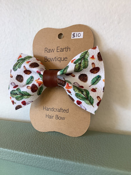Raw Earth Bowtique Spruce Mushroom Hair Bow