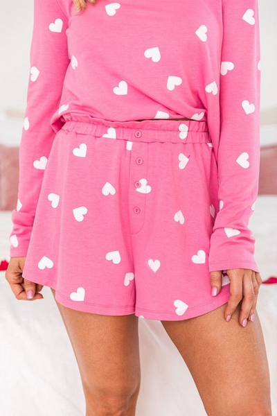 Cozy Women's Pink Heart Print Lounge Set - Long Sleeve Tee & Shorts for Relaxed Valentine's Day Style
