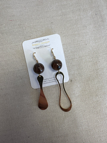 Standout Boutique Agate Dangle Earrings