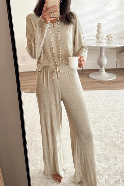Women's Jet Stream 3D Ribbed V-Neck Lounge Set and Wide-Leg Pants with practical styling and dependable silhouette control.