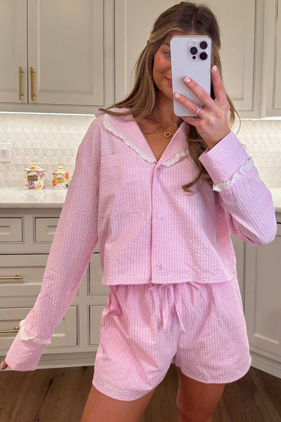 Women's Comfortable Pink Stripe Seersucker Pajama Set - Lace Trim & Bow Detail 2-Piece Sleepwear for Relaxation