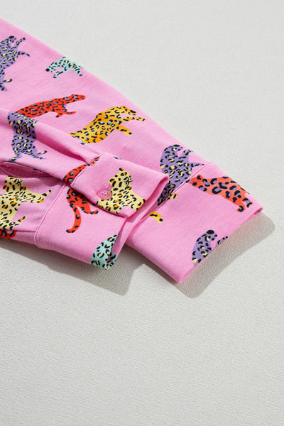 Women's Pink Cheetah Print Pajama Set - Trendy Sleepwear Top & Pants for Cozy Lounging and Relaxation