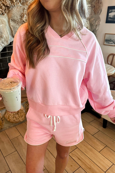Light Pink V-Neck Pullover and Drawstring Shorts Set for Women - Chic Casual Summer Lounge Outfit