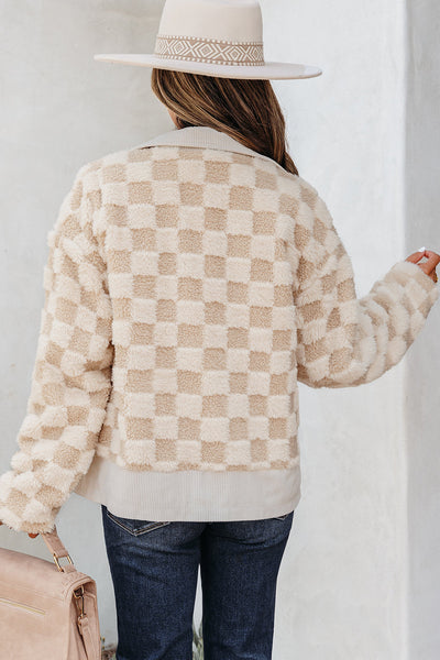 Trendy Women's Plaid Jacket - Stylish Layer for Fall & Winter in Classic Colors, Perfect for Cozy Casual Outfits
