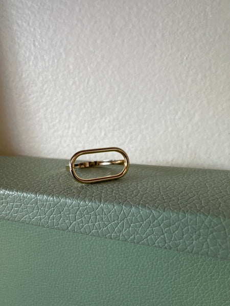Standout Boutique Oval Ring
