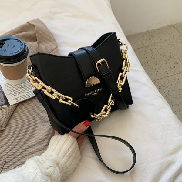 Chained Fashion & Bags