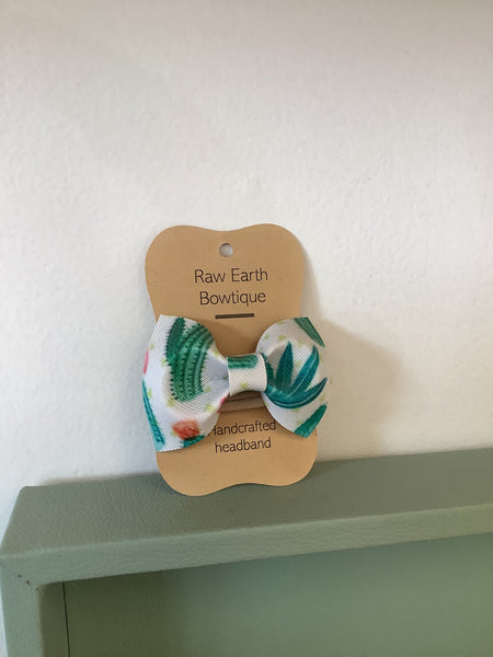 Raw Earth Bowtique Cactus Baby Bow