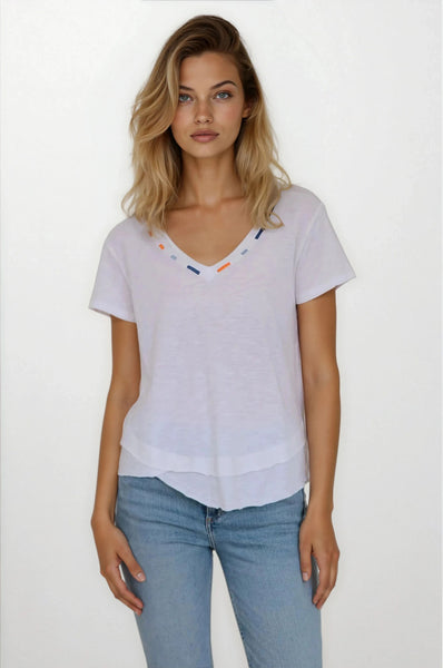 EMBROIDERED AVA - V-Neck Mock Layer T-Shirt