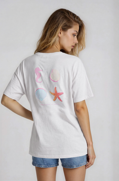 SEASHELL JANINE - Fitted Boyfriend Tee With Pocket