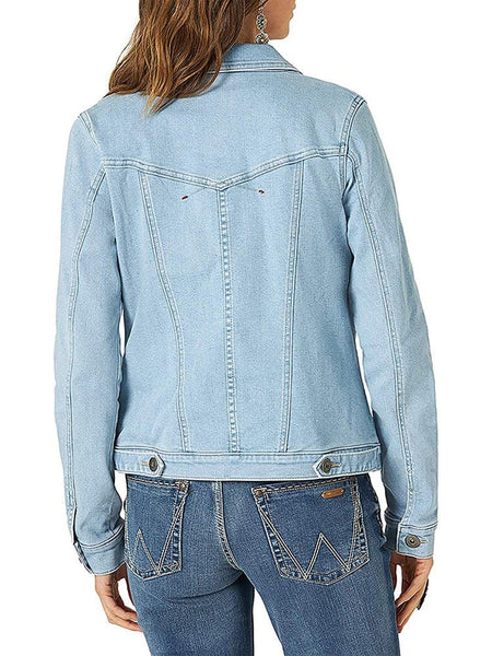 Women's Classic Buttoned Pocket Blue Denim Jacket