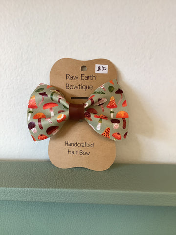 Raw Earth Bowtique Mushroom Leaf Hair Bow