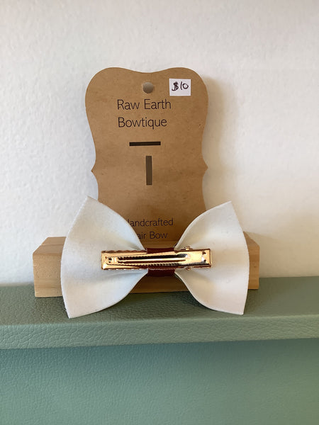 Raw Earth Bowtique Mini Strawberry Hair Bow