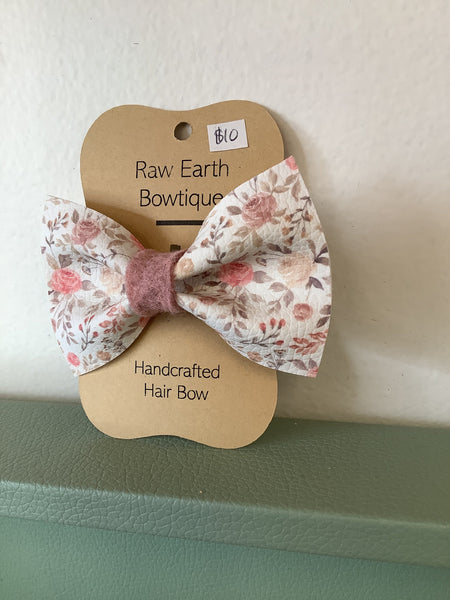 Raw Earth Bowtique Pink Floral Hair Bow Clip