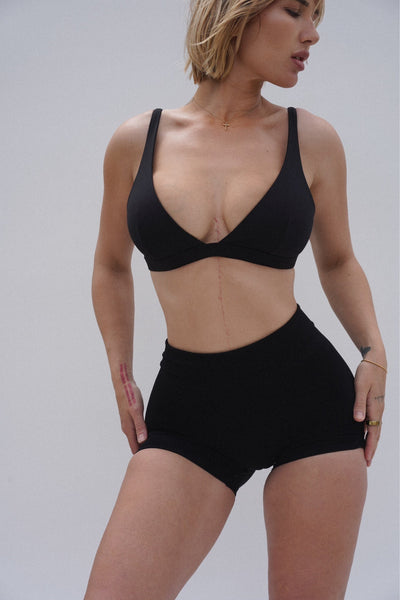 NATURYL Naked Seamless Ultra High Waist Shorts