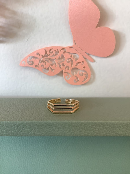 Standout Everly Gold Ring