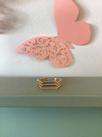 Standout Everly Gold Ring