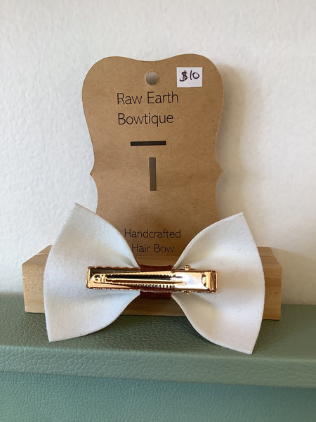 Raw Earth Bowtique Spruce Mushroom Hair Bow