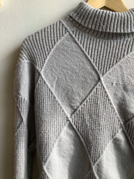 Vintage Grey Diamond-Patterned Turtleneck Sweater