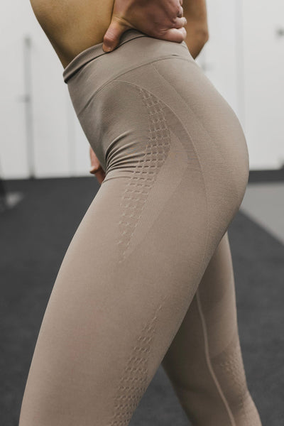 Silhouette Pant *Mini Scrunch
