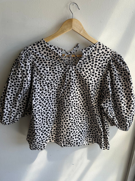 Daisy Dot Puff Sleeve Blouse | Medium