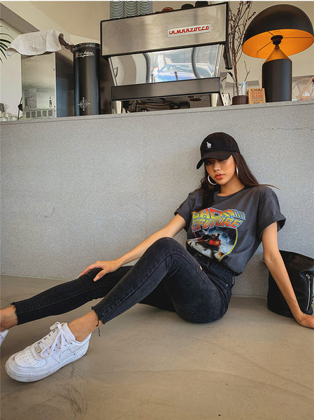 One Rip High Waist Jeans