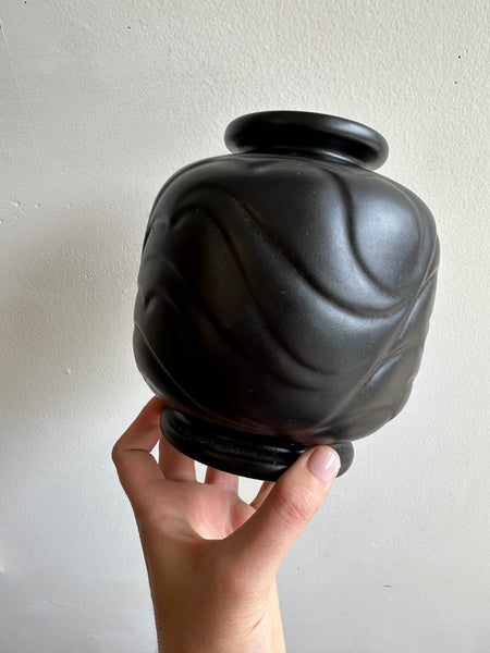 Mid-Century Matte Black Vase – Zenith Gouda Holland